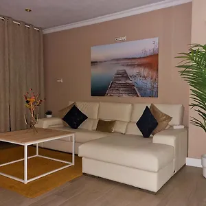 https://apartamento-con-sol-de-paz.1costadelsol.com