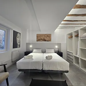 https://apt-el-chupinazo-estafeta-85-tuapartamento.sansebastianhotels.net