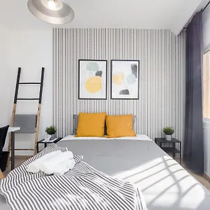 https://nordik-rooms-urban-urena-grindavik.hotelsinnerja.org